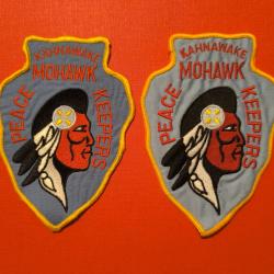 LOT &Eacute;CUSSONS POLICE AM&Eacute;RINDIENNE CANADA QU&Eacute;BEC 12 indien