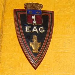Ecole d'Application du G&eacute;nie, cuirasse grav&eacute;e, &eacute;cu allong&eacute; noir 2 orles rouges pot en t&ecirc;te cuirasse