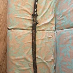 Tr&egrave;s beau katana aff&ucirc;t&eacute; fabriqu&eacute; au Japon