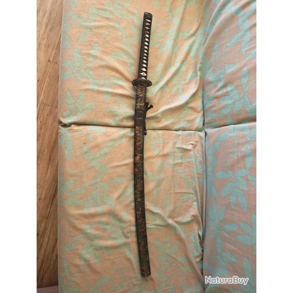 Tr�s beau katana aff�t� fabriqu� au Japon