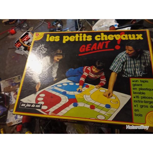 Lot de 20 jeux de soci�t�s vintage