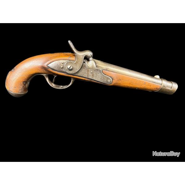 PISTOLET R�GLEMENTAIRE AUTRICHIEN OU ITALIEN?