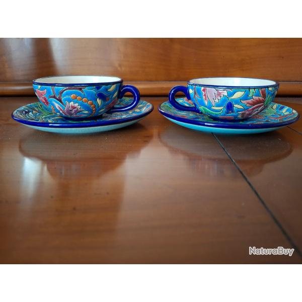 Duo tasses � caf� et soucoupes en �maux de Longwy