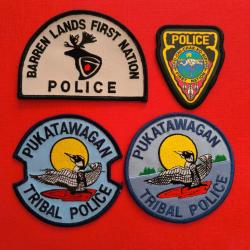 LOT &Eacute;CUSSONS POLICE AM&Eacute;RINDIENNE CANADA MANITOBA 4 indien