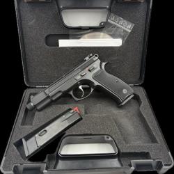 Pistolet CZ KADET 2 cal 22 lr filet&eacute;.