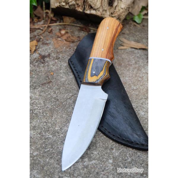 Couteau de Chasse Skinner Lame Drop Point Acier Carbone 1055 Satin Manche Bois Etui F Artisanale 02