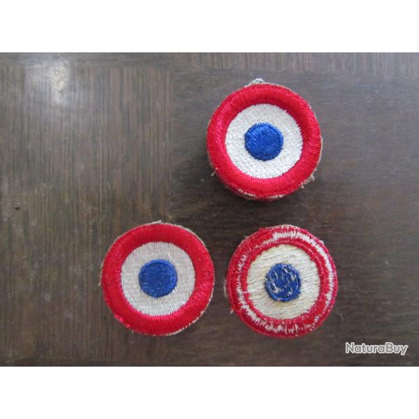 INSIGNE TRICOLORE ROND DE CALOT FRANCAIS 1944-45 FABRICATION US WW2