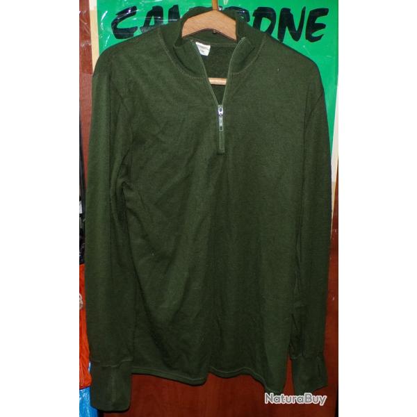VESTE DE SOUS VETEMENT EFFET CHAUD , TAILLE MILITAIRE 104 SOIT 41-42 OU L EN CIVIL  ,BON  ETAT  VOIR