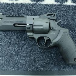 Taurus Raging Hunter Black 5 1/8" 357 mag