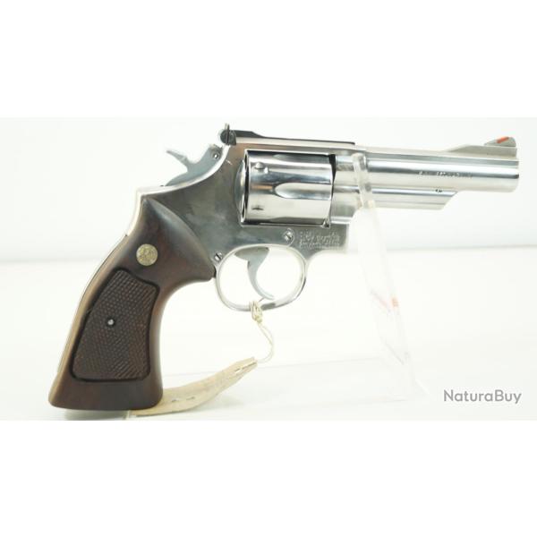 Revolver Smith &amp; Wesson 66 357MAG