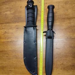 Lot de deux poignards Glock ka-bar