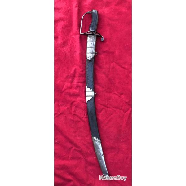 TR�S BEAU SABRE DE CAVALERIE L�G�RE EUROPE DU NORD VERS 1810 ( JE PENSE )