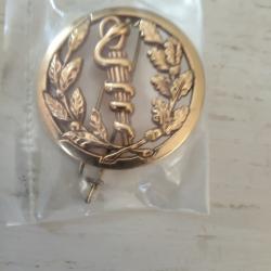 Insigne de b&eacute;ret Service de Sant&eacute; des Arm&eacute;es