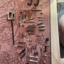 Pi&egrave;ces diverses pour un fusil sagittaire.
