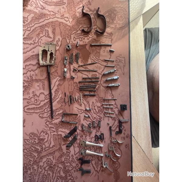 Pi�ces diverses pour un fusil sagittaire.