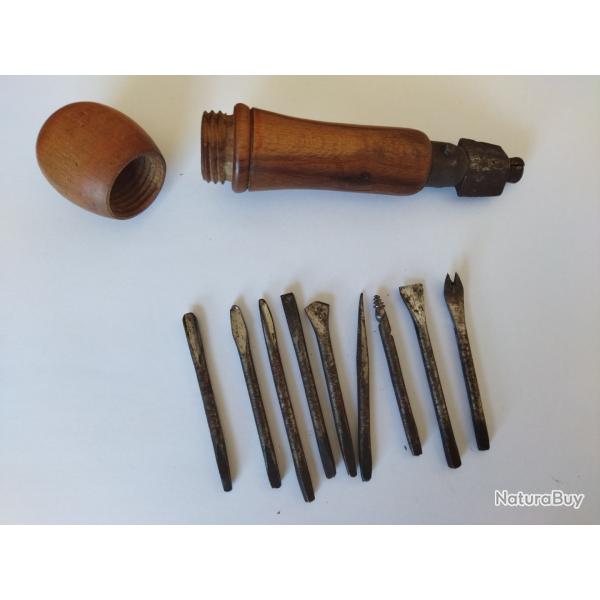 Ancien outil multifonction armurier