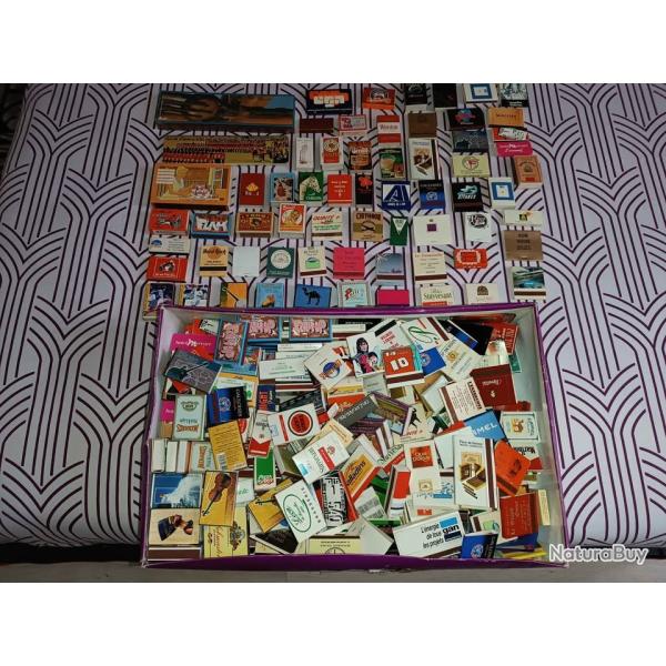 Collection bo�tes d'allumettes publicitaire