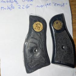 PLAQUETTES DE PISTOLET (la paire) revolver EMGE 22g A BLANC