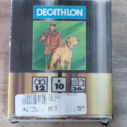 UNE BOITE DE CARTOUCHES CAL.12 DECATHLON