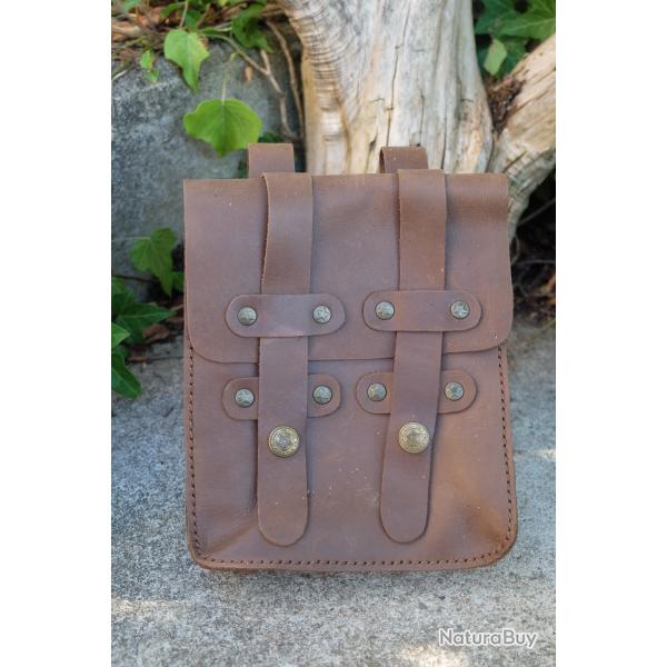 Pochette en Cuir Style Country R�tro Fabrication Artisanale 2 Poches