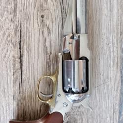 Je vends mon Revolver poudre noir calibre 44Achet&eacute; sur Naturabuy le 14/03/2025 +holster + mallette