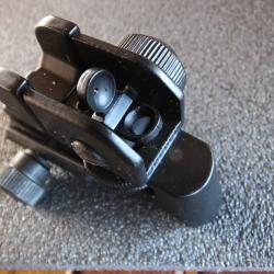 Hausse tactique - AR15, M16, M4 et autres - &agrave; double oeilleton finement r&eacute;glable en d&eacute;rive et &eacute;l&eacute;vat