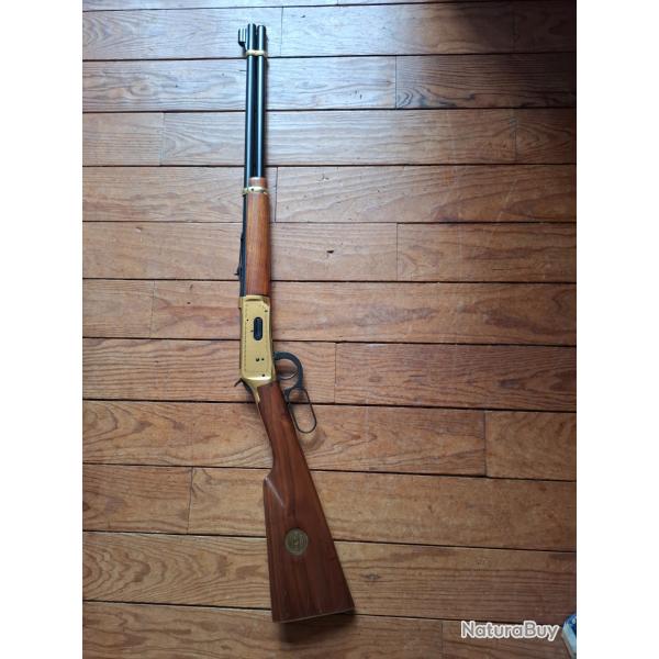 Winchester 1894 comm�morative golden spike