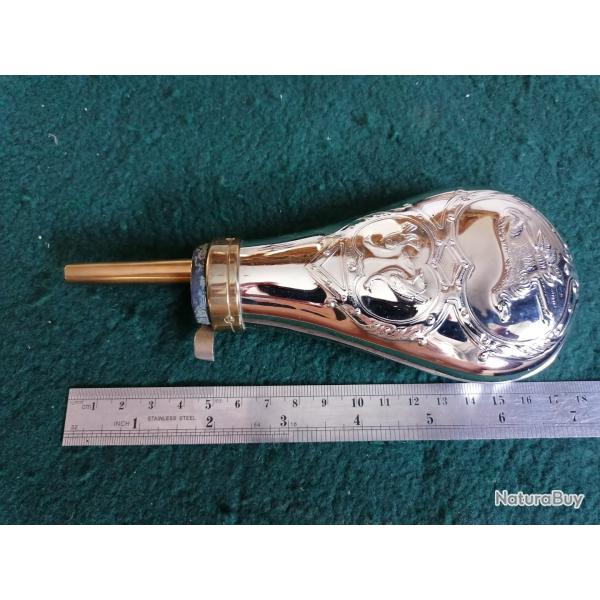 Poire � poudre chrom� cal. 36. Neuf.