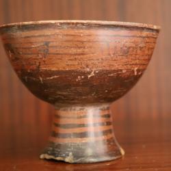 Coupe sur pied en c&eacute;ramique Pr&eacute;colombienne - Colombie, Equateur, culture Narino (Capuli)