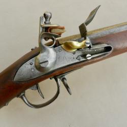 Rare et authentique fusil r&eacute;glementaire fran&ccedil;ais &agrave; silex Mle 1777