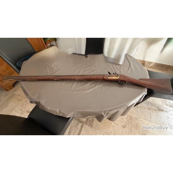 Mousquet britannique ancien � silex , type Brown Bess india Pattern , platine marqu�e TOWER / GR