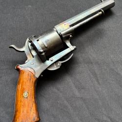 Revolver &agrave; broche 9mm