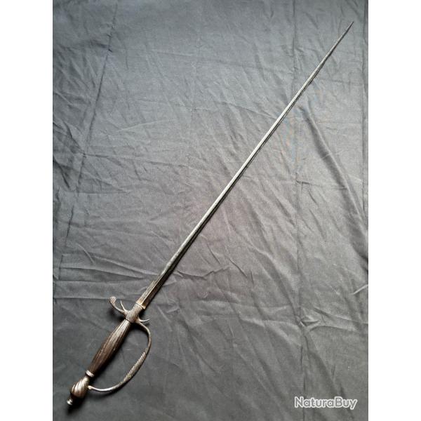 �p�e de cour ancienne