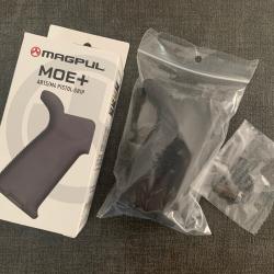 Poign&eacute;e AR15/M4/M16 MAGPUL MOE+