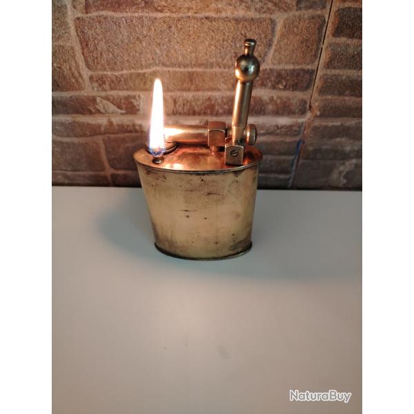 Grand briquet de table ancien en laiton � essence minist�re des finances vintage
