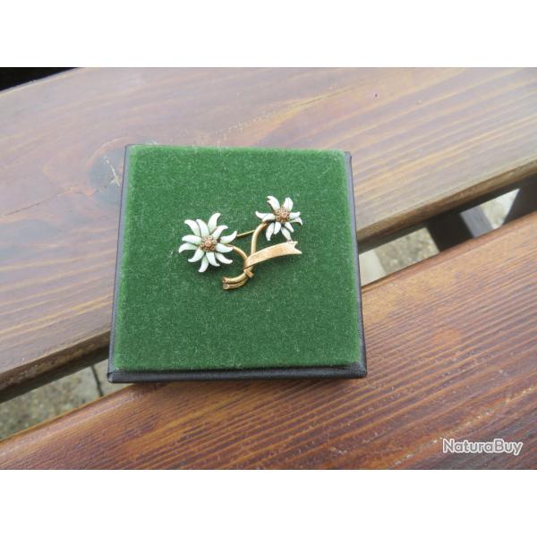 Ancienne broche souvenir a d�cor d'Edelweiss - Autriche (Vers 1940-50)
