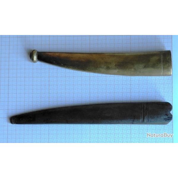 Lot de 2 chapes de fourreau de sabre XIXe