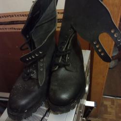 rangers taille 42 ( neuves )