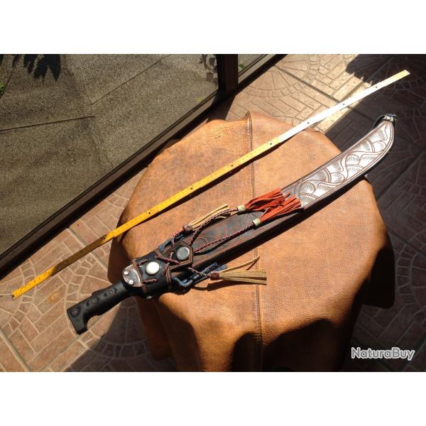 Grande machette guat�malt�que des ann�es 70.