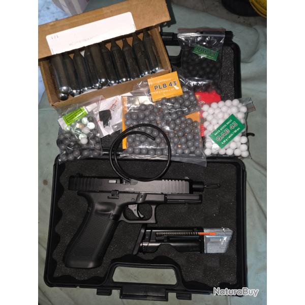 [BON PLAN] GLOCK 17 GEN 5 T4E CAL 43  [D�brid�] 10 JOULES + Accessoires