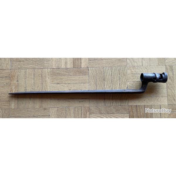 Ba�onnette � douille � identifier. B (L77)