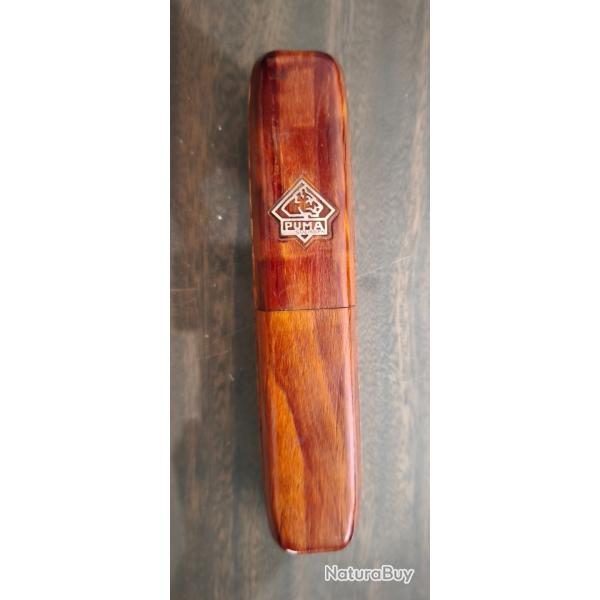 Etui pour rasoir Puma original.