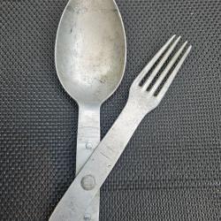 Couverts pliants r&eacute;glementaire du soldat allemand en aluminium