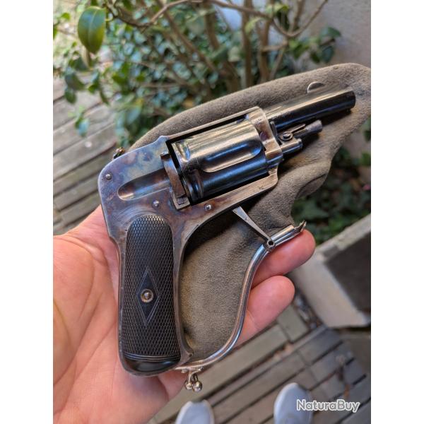 Vends bull dog en calibre 8 1892Cat�gorie D.