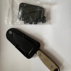 vends couteau fixe Esee uzula 2 black avec &eacute;tui port ceinture visseries sans emballage  jamais servi