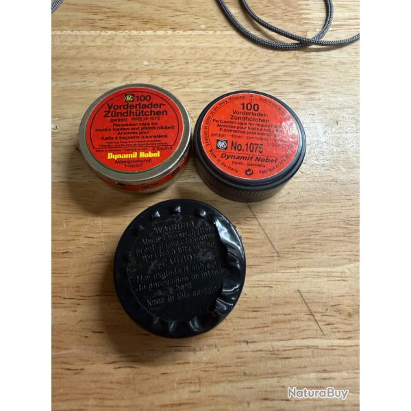 lot de 3 boites amorces poudre noire CVA N�11 ET RWS 1075