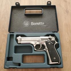 Beretta 92FS poli - ench&egrave;re sans prix de r&eacute;serve