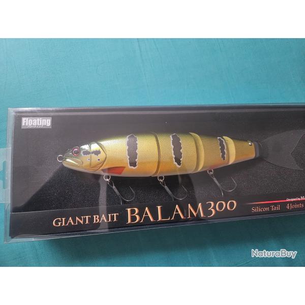 Giant Bait BALAM 300 Silicon tail 4 joints 3 hooker madness japan