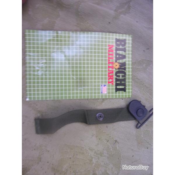 sangle de s�curit� Bianchi " thumbstrap" pour holster UM 84, UM 92 automatic