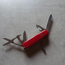 VICTORINOX Super Tinker
